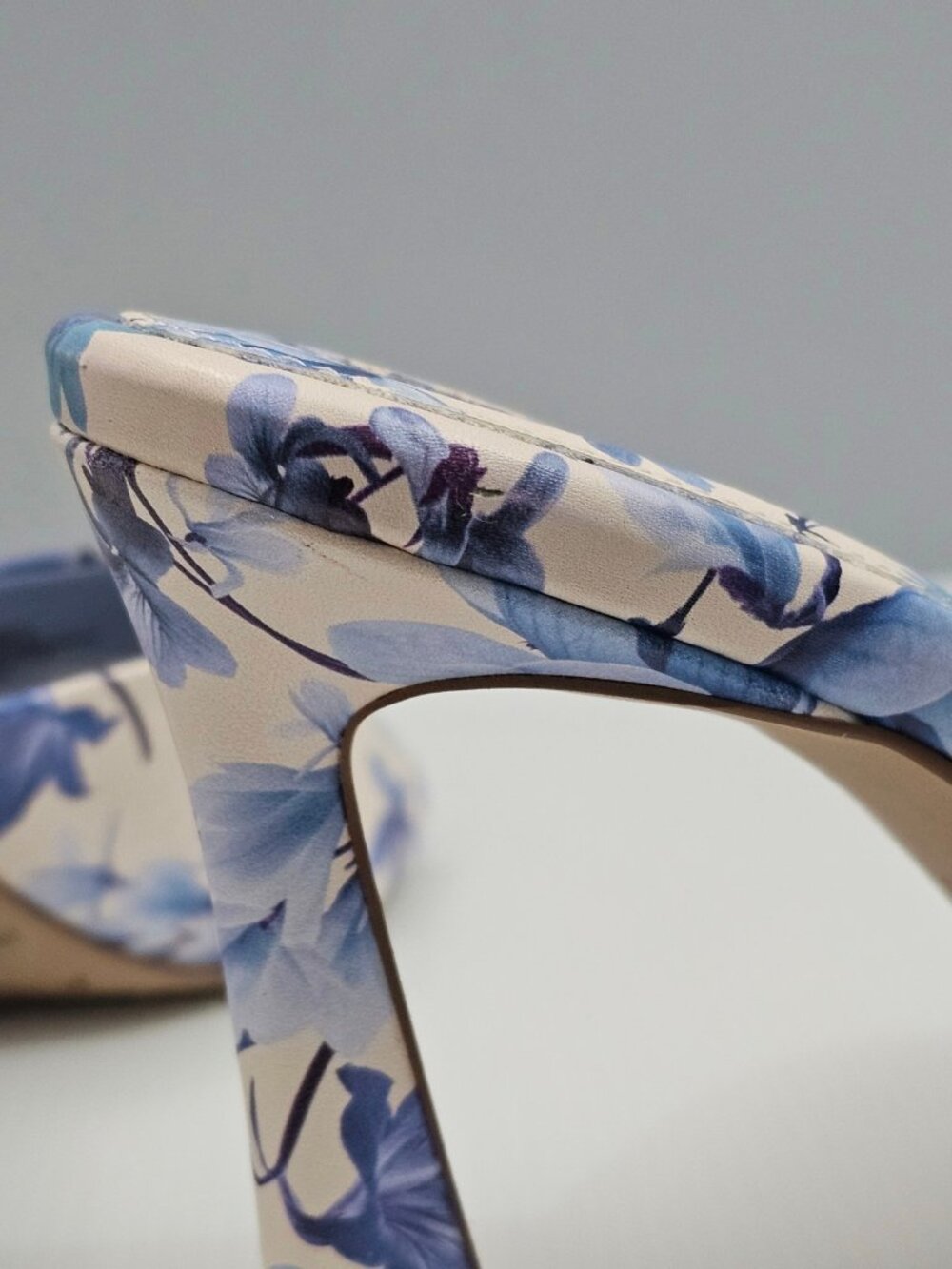 Vince Camuto Paigely Mule Heels Womens 11 Blue Floral Cream Slip On Open Toe - Picture 11 of 16